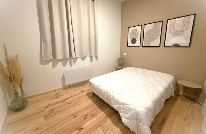 Maison de ville t5  de 151m² avec cour, entièrement rénovée — photo 5