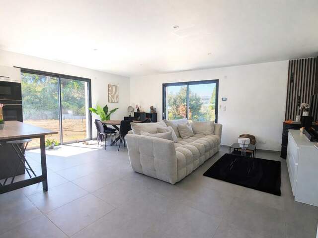 Maison contemporaine de plain-pied 114 m² — photo du bien