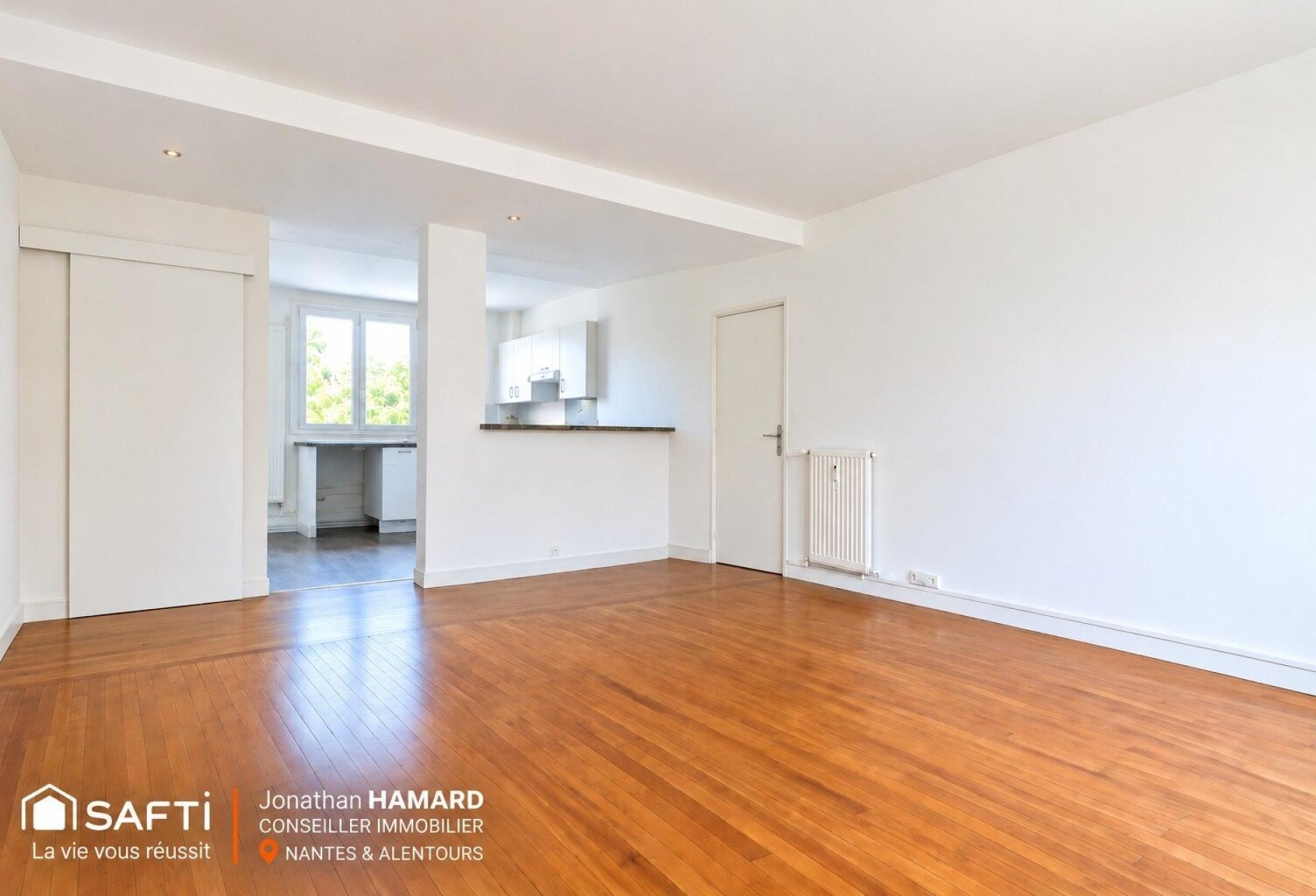 Procé  boulevard des Anglais : un appartement tourné vers l'extérieur — photo 1