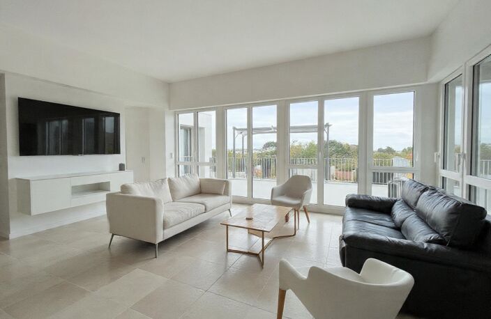 Penthouse d'exception  103 m² habitables avec Toit-terrasse de 70 m² avec vue panoramique à 500m des Bords de L'Erdre — photo 4