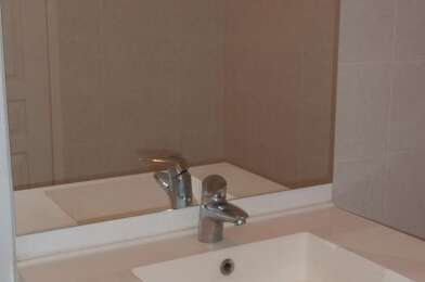 Appartement 3 pièces 1055 €