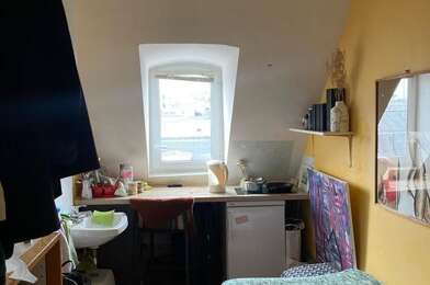 Appartement 1 pièces 590 €