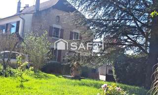 Maison 8 Pièces 204 m² à vendre à Chapelle-Voland (39140)