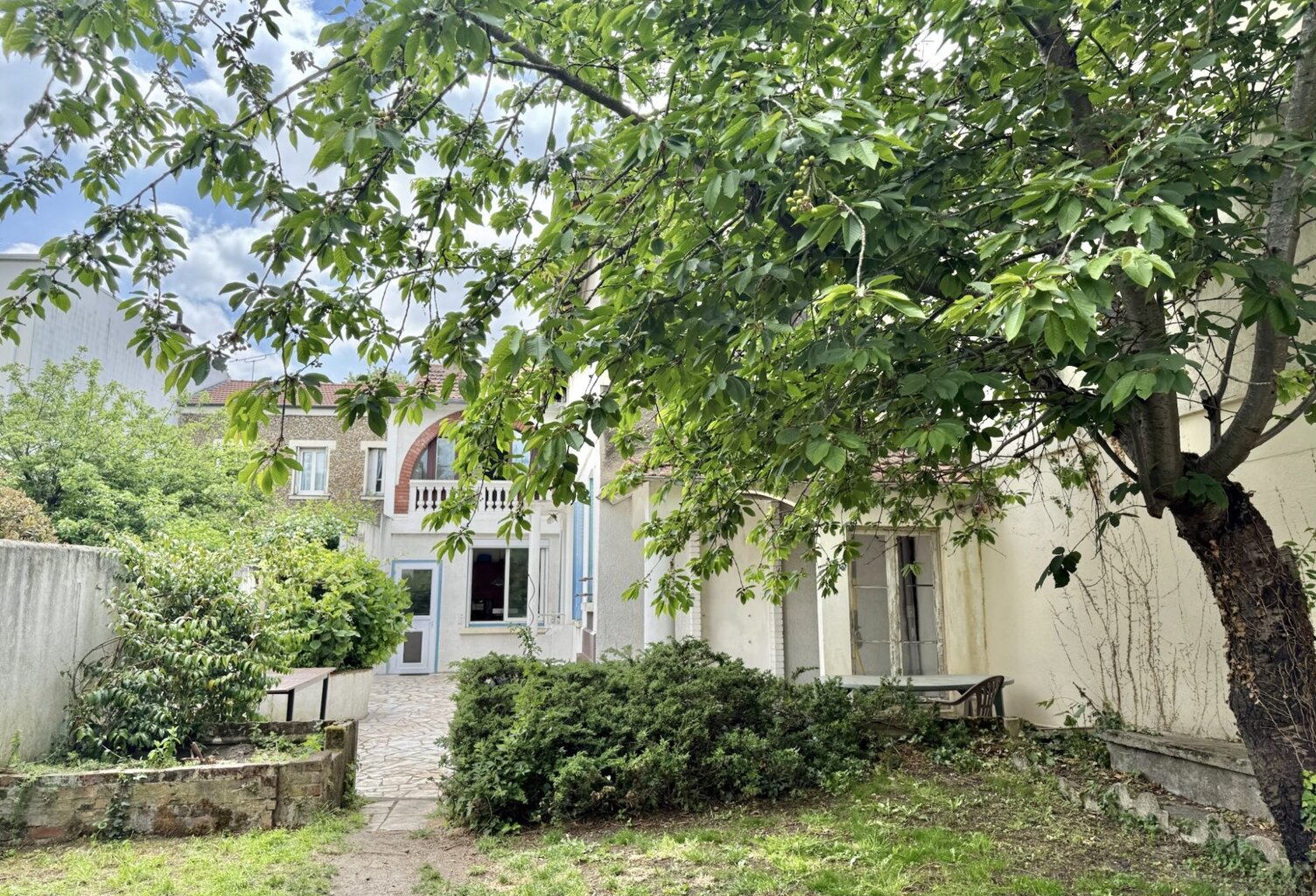 Maison familiale au charme unique  7 pièces  133 m2  J — photo 1