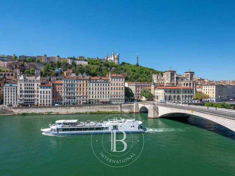 Lyon 2 - Appartement d'exception de 119m² - Vue Saône, Saint-Jean et Fourvière - 1 chambre — photo 1