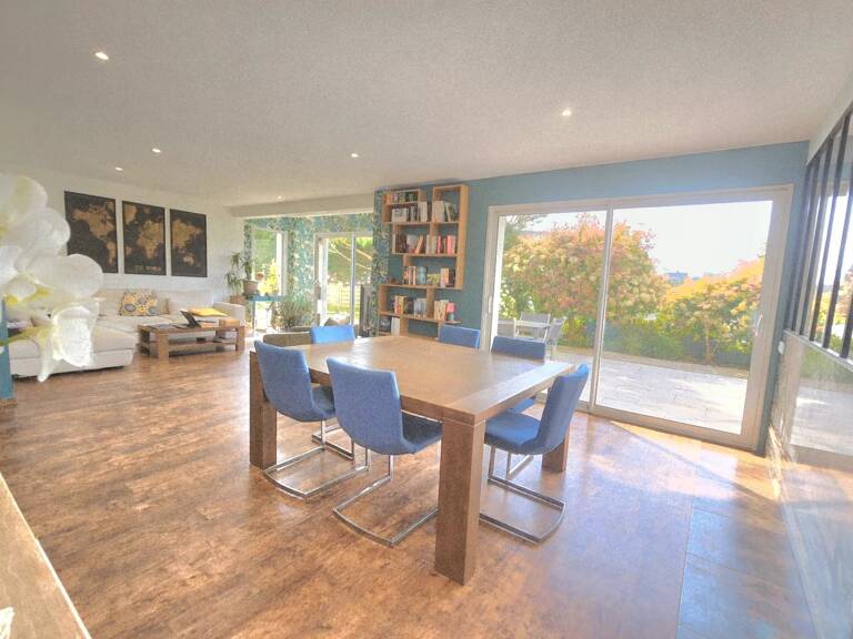 SUPERBE MAISON CONTEMPORAINE — photo 1