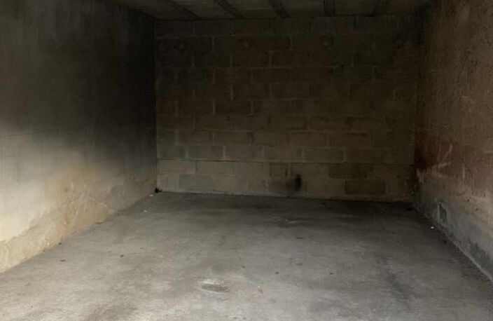 Garage - 10m ² — photo 2