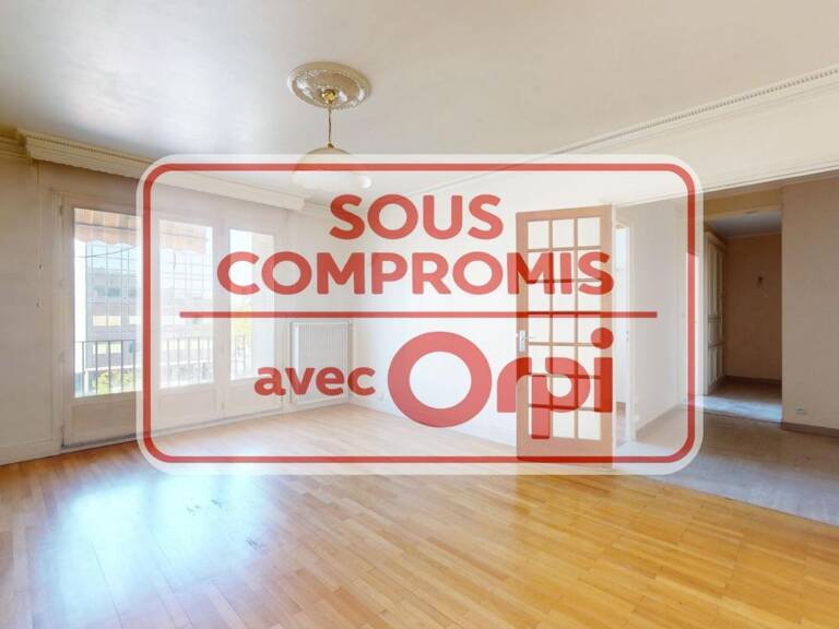 Grand T2 lumineux avec emplacement premium – Bron Mairie — photo 1