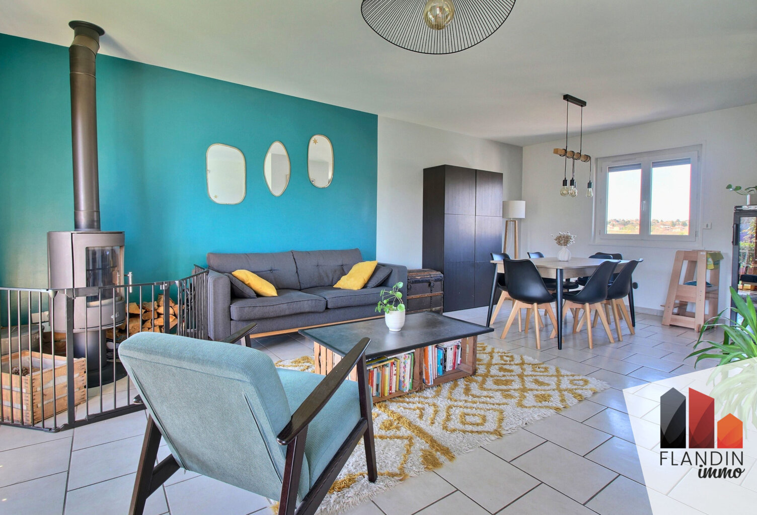 VERNAISON limite CHARLY - Appartement T4 traversant avec vue — photo 1