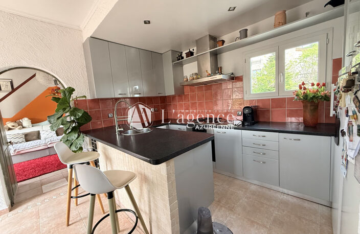 CAGNES SUR MER : APPARTEMENT VILLA LUMINEUX 3/4 PIÈCES GARAG — photo 3
