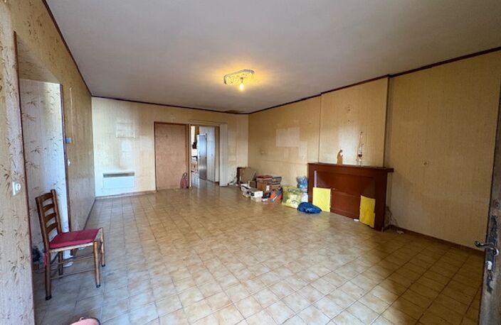 Maison de ville à rénover — photo 3