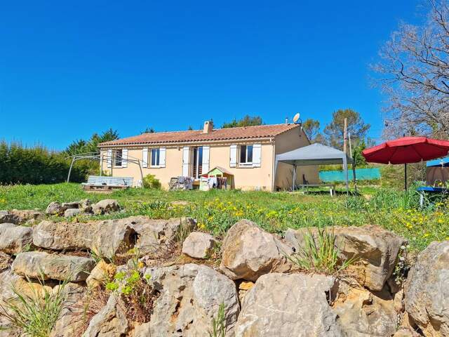 A VENDRE Villa de plain-pied avec vue dégagée, grand terrain et fort potentiel  LA VERDIÈRE — photo du bien