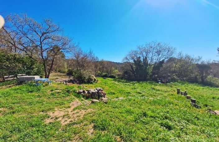 A VENDRE Villa de plain-pied avec vue dégagée, grand terrain et fort potentiel  LA VERDIÈRE — photo 2