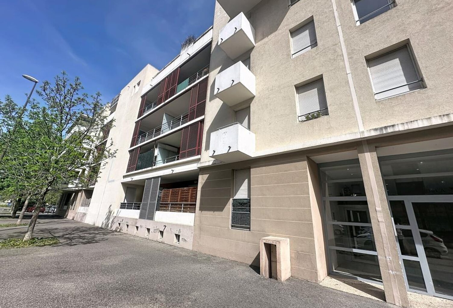Appartement À Vendre Avignon Extra-Muros, 63 m², 2 chambres, Terrasse, Parking privatif — photo 1