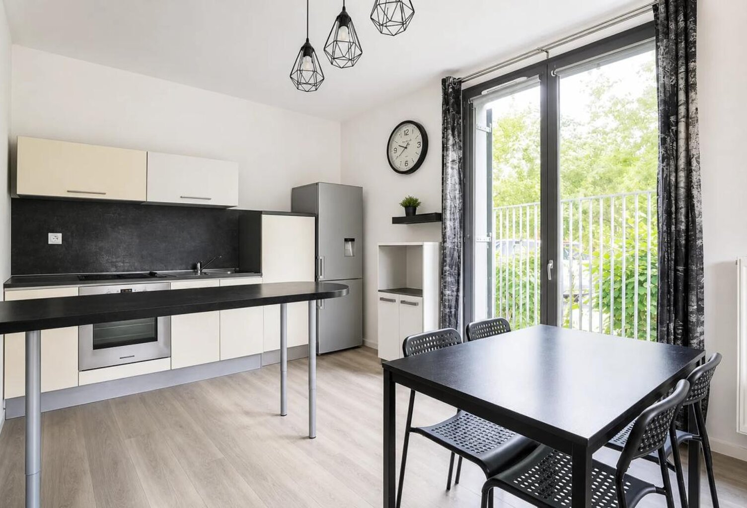 Appartement de 3 pièces de 60 m2 en vente à Lille — photo 1