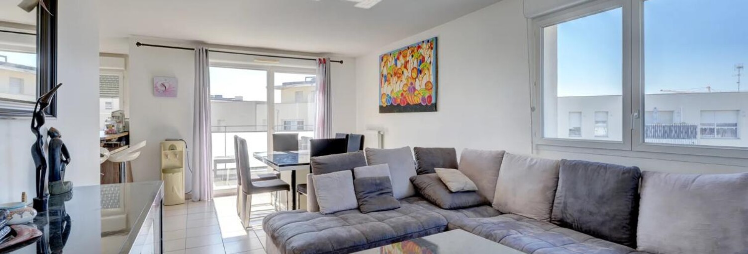 Appartement 3 Pièces 72 m² à vendre à Bron (69500)