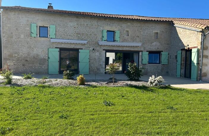 Magnifique maison rénovée à Coulonges-sur-l'Autize — photo 2