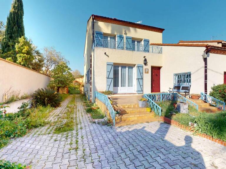 Villa familiale de 164 m² habitables sur parcelle de 770 m² — photo 1