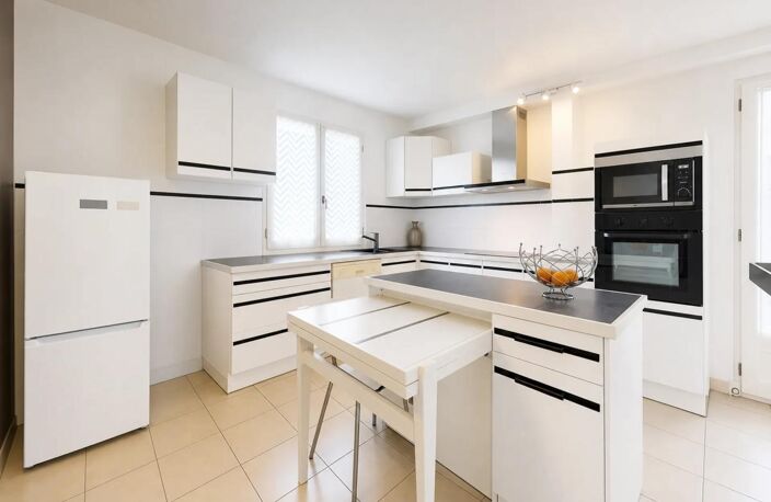 Villa familiale de 164 m² habitables sur parcelle de 770 m² — photo 3