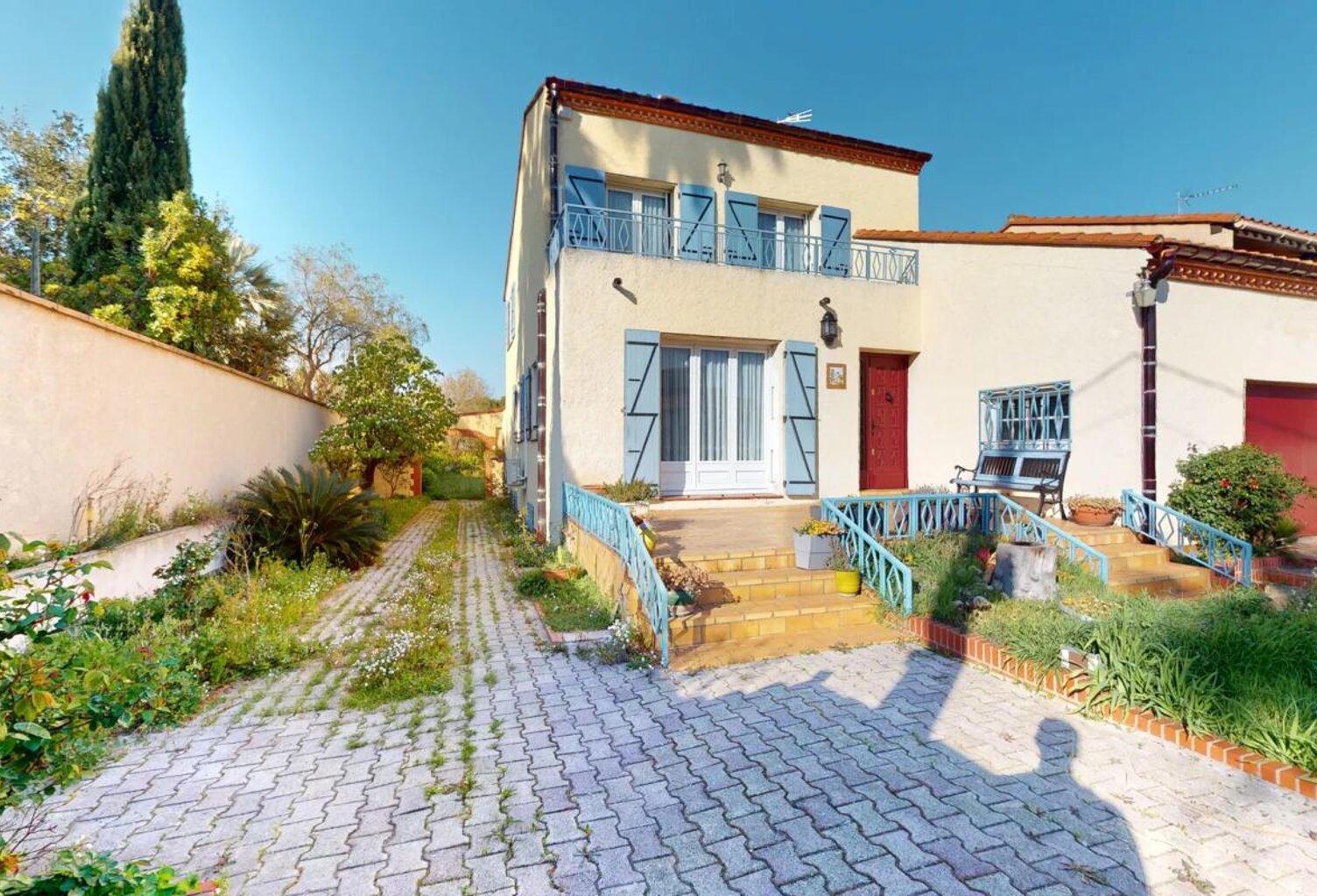 Villa familiale de 164 m² habitables sur parcelle de 770 m² — photo 1