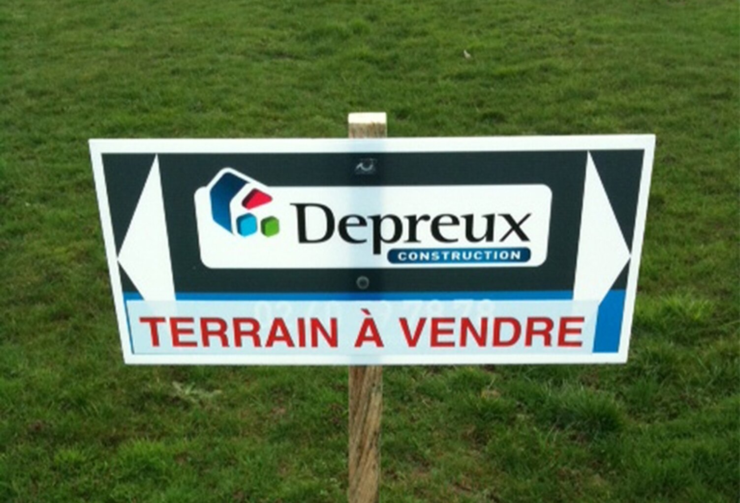 TERRAIN A BATIR SUR LA COMMUNE DE TREILLIERES — photo 1