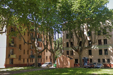 Appartement 4 pièces 389 €