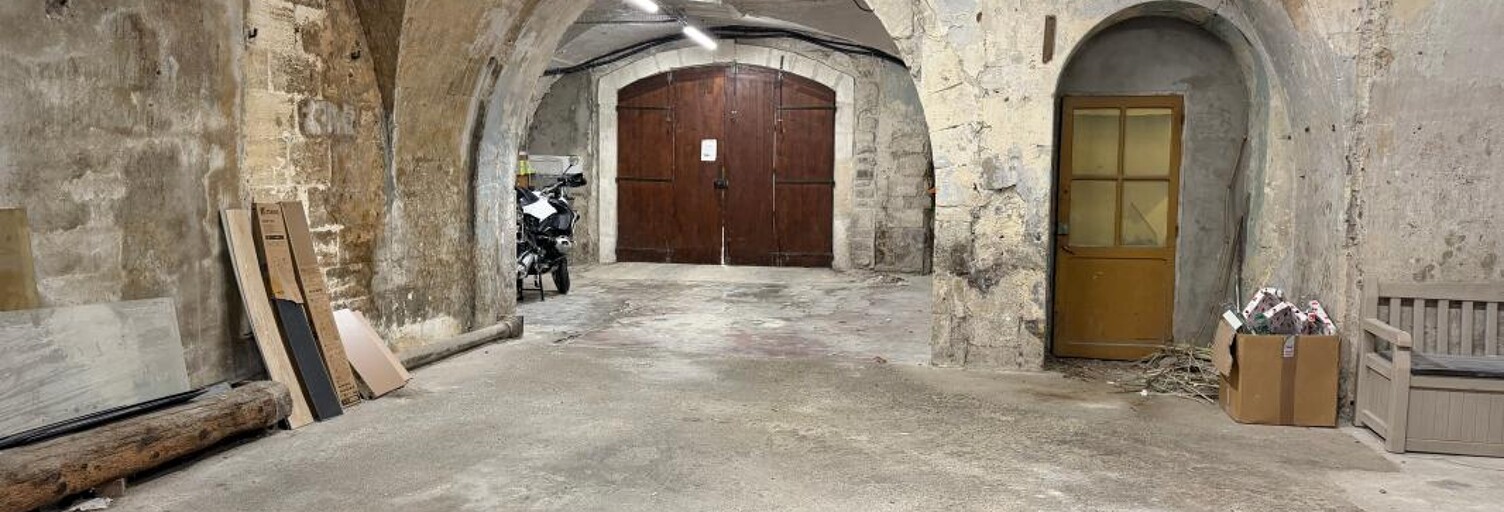 Garage  120 m² à vendre à Beaucaire (30300)