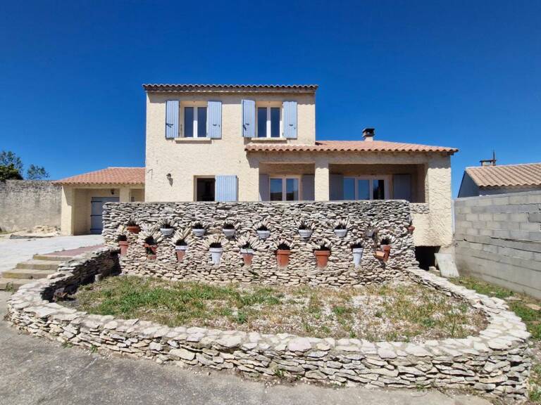 Maison À Vendre 107 m², 4 chambres, Jardin, Garage, Rochefort Du Gard — photo 1