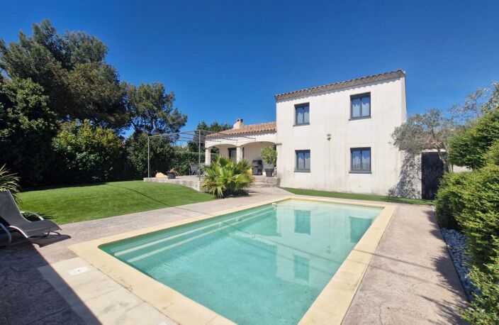 Maison À Vendre, 135 m², Terrain 635 m², 5 chambres, jardin clos avec piscine, Rochefort-du-Gard — photo 3