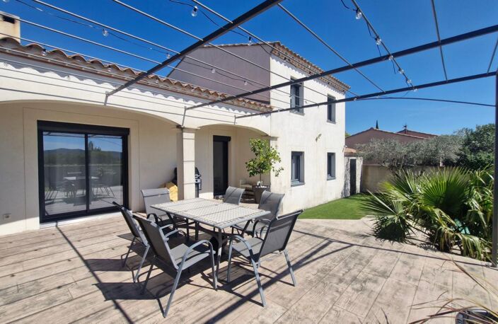 Maison À Vendre, 135 m², Terrain 635 m², 5 chambres, jardin clos avec piscine, Rochefort-du-Gard — photo 4