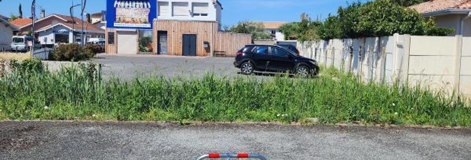 Garage   m² à louer à Gujan-Mestras (33470)