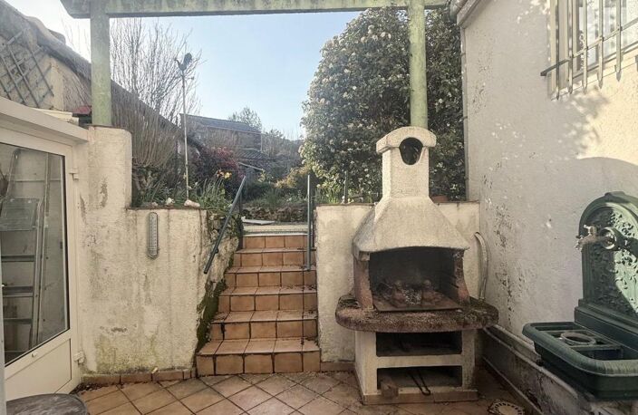 Maison de village avec jardin et garage — photo 2