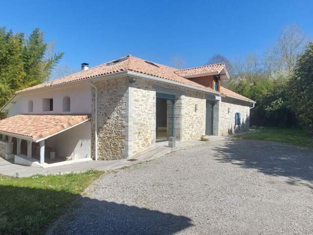 Maison Saint Martin De Hinx 8 pièce(s) 360 m2 — photo du bien