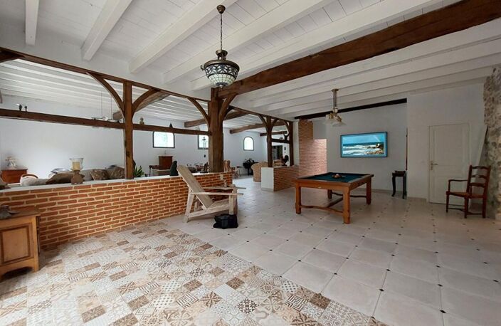 Maison Saint Martin De Hinx 8 pièce(s) 360 m2 — photo 3