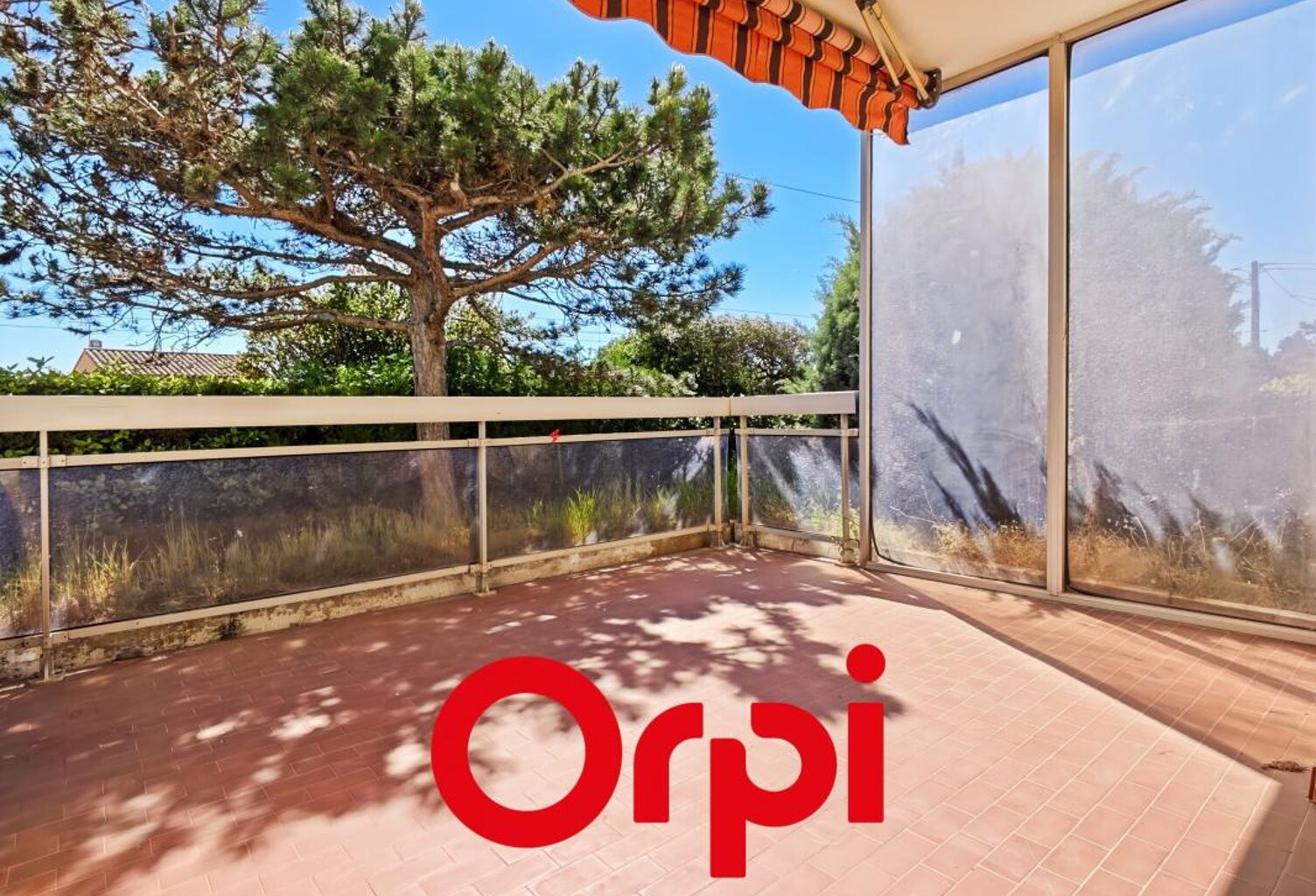 Bandol : Appartement T2 avec terrasse et stationnement — photo 1