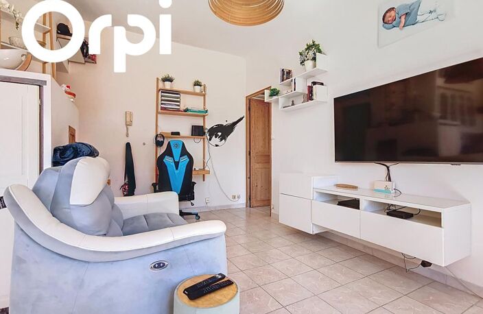 A vendre, appartement T3 54m² lumineux, proche commodités, et transports en communs — photo 2