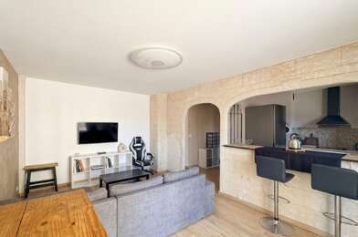 Appartement 3 pièces 182700 €