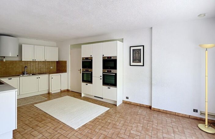 Appartement 2 pièces À Vendre centre ville — photo 3