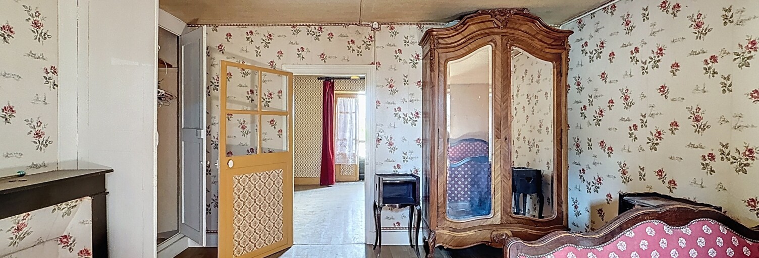 Maison 10 Pièces 148 m² à vendre à Saint-Pierre-le-Moûtier (58240)