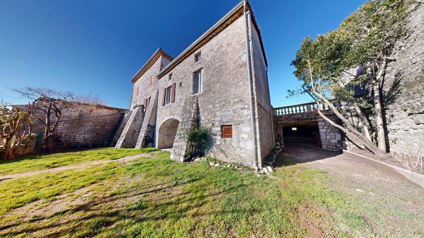 Villa / Maison  T3 à louer Saint-Alban-Auriolles 07120