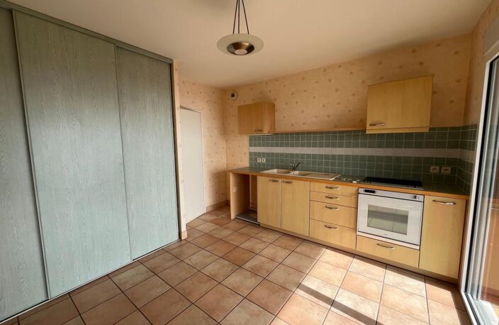 BREST : LA CORNICHE -Appartement T4 avec superbe vue mer — photo 3