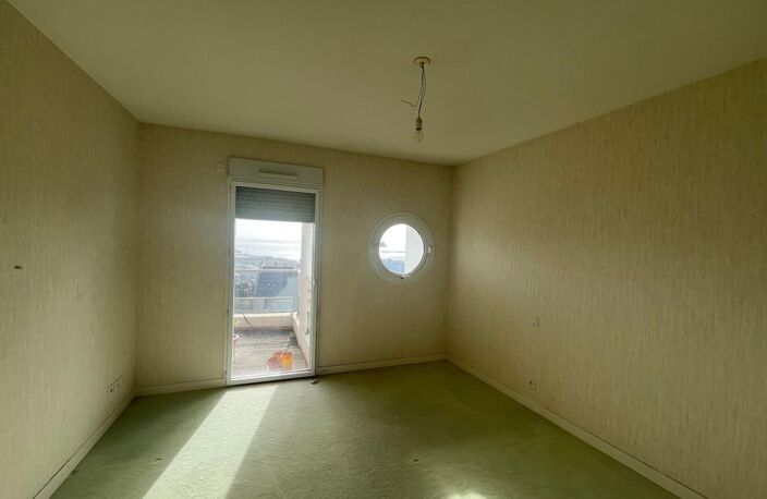 BREST : LA CORNICHE -Appartement T4 avec superbe vue mer — photo 4