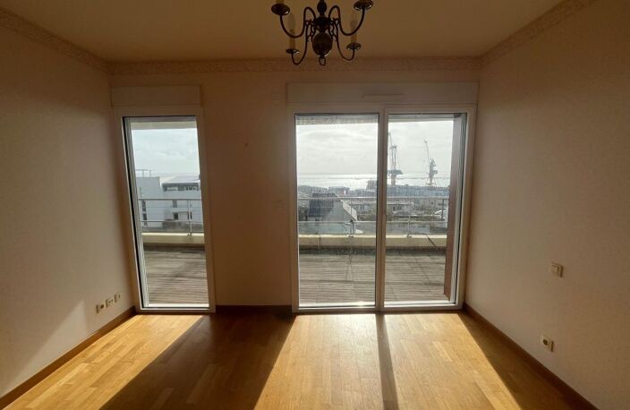 BREST : LA CORNICHE -Appartement T4 avec superbe vue mer — photo 5