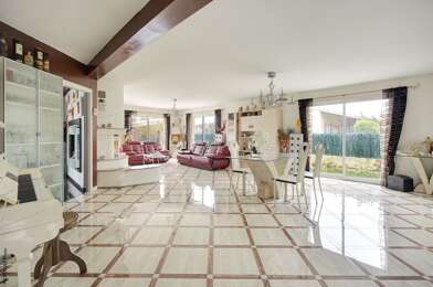 Maison 5 pièces 473200 €