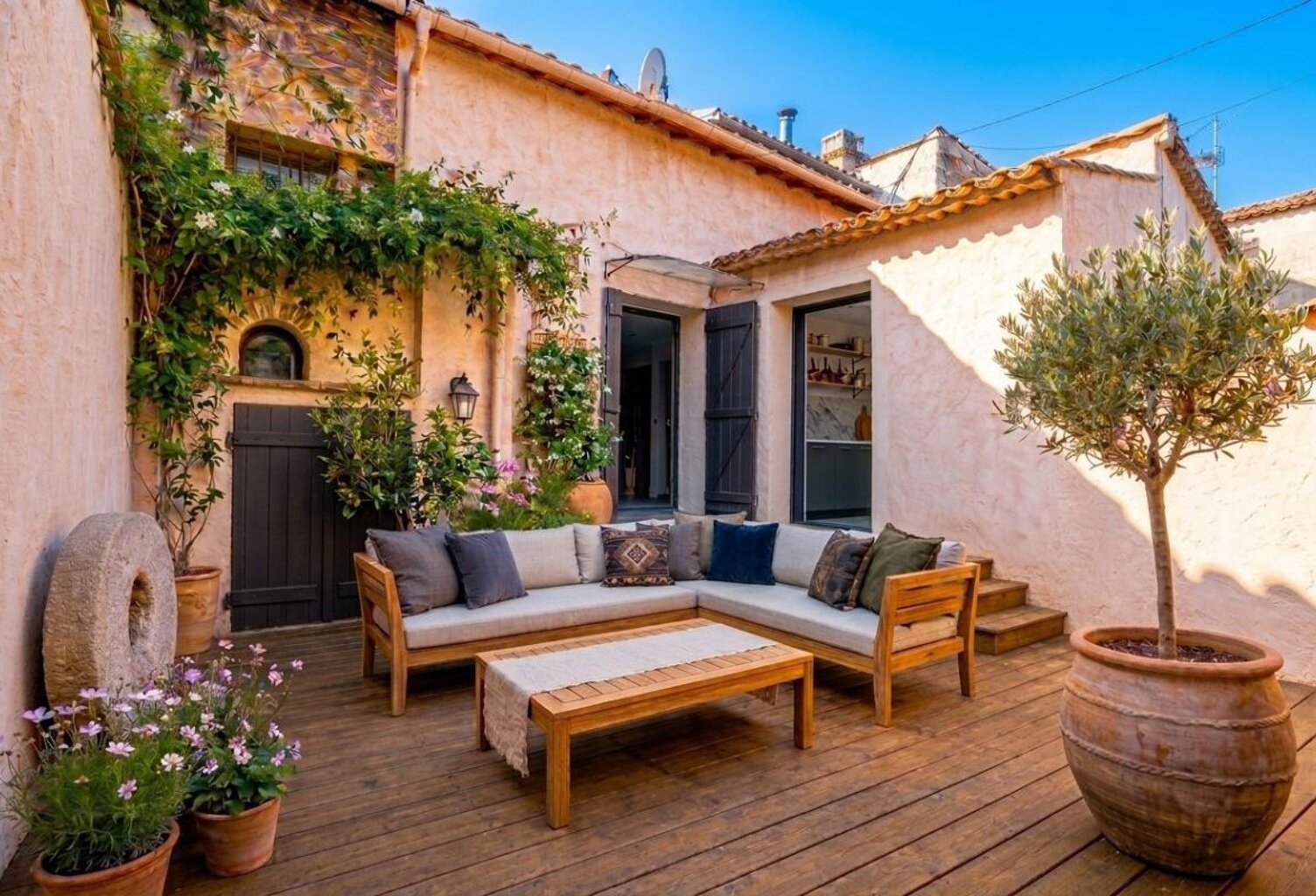 Maison T3 grande terrasse dans une impasse au calme - entièrement rénovée, aucun travaux à prevoir - Terrasse - maison lumineuse, au calme. Volets électriques, environnement verdoyant — photo 1