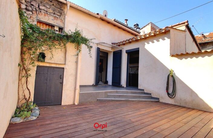 Maison T3 grande terrasse dans une impasse au calme - entièrement rénovée, aucun travaux à prevoir - Terrasse - maison lumineuse, au calme. Volets électriques, environnement verdoyant — photo 4