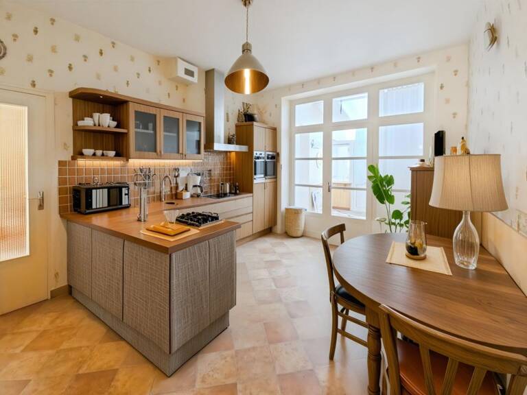   NOUVEAU PRIX : SOUS LA BARRE DES 200 000 € !   Une opportunité rare en plein centre-ville à 15 min d’Angerville — photo 1