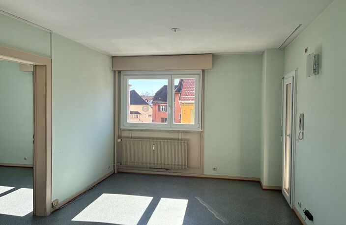 Bureaux Guebwiller 4 pièce(s) 71 m2 — photo 2