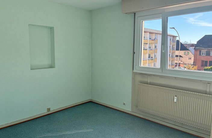 Bureaux Guebwiller 4 pièce(s) 71 m2 — photo 4