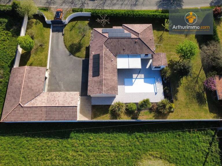 Villa contemporaine + studio + piscine + dépendances XXL — photo 1